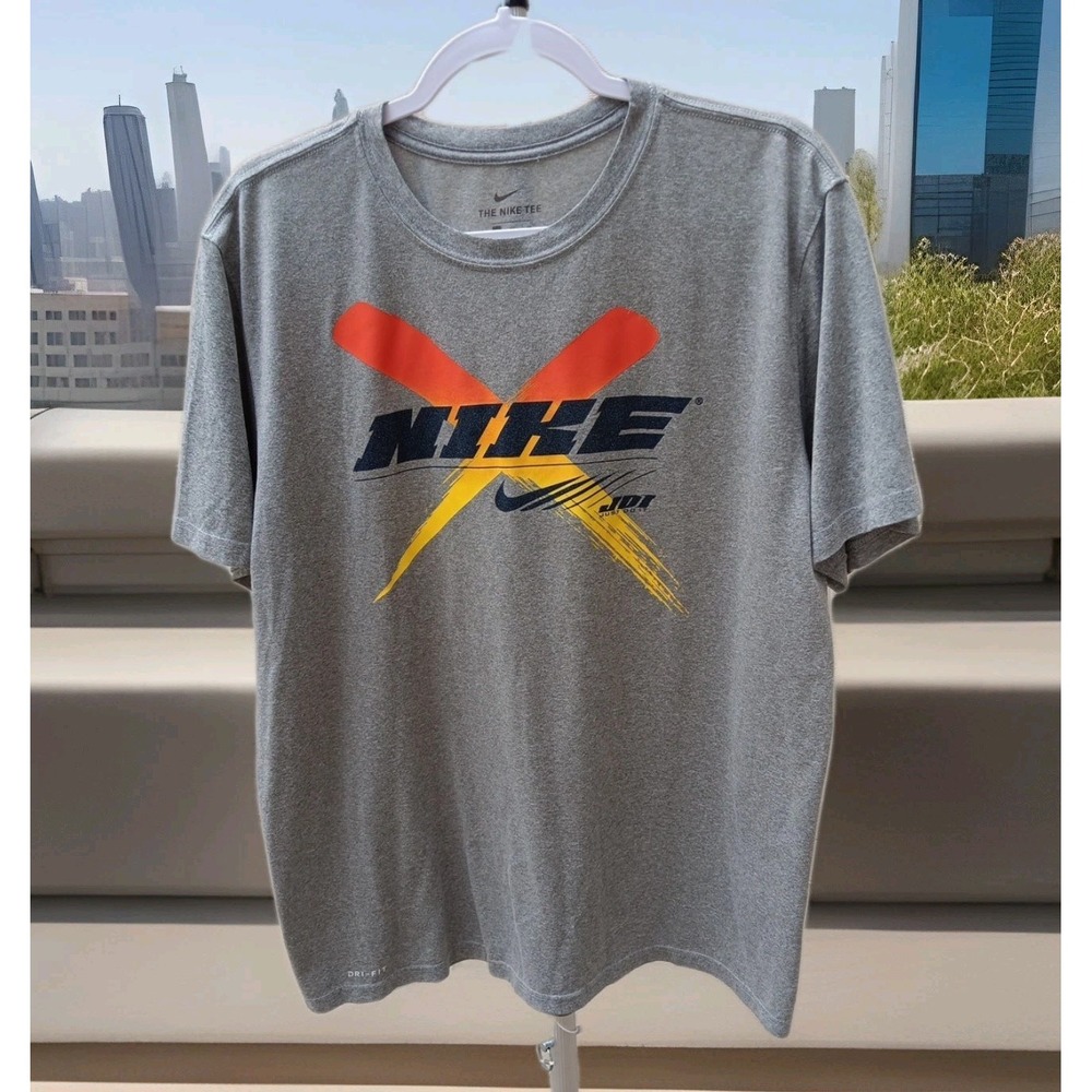 Nike Men's XL Dri-Fit Performance T-Shirt – Grey Crew Neck Short Sleeve Training